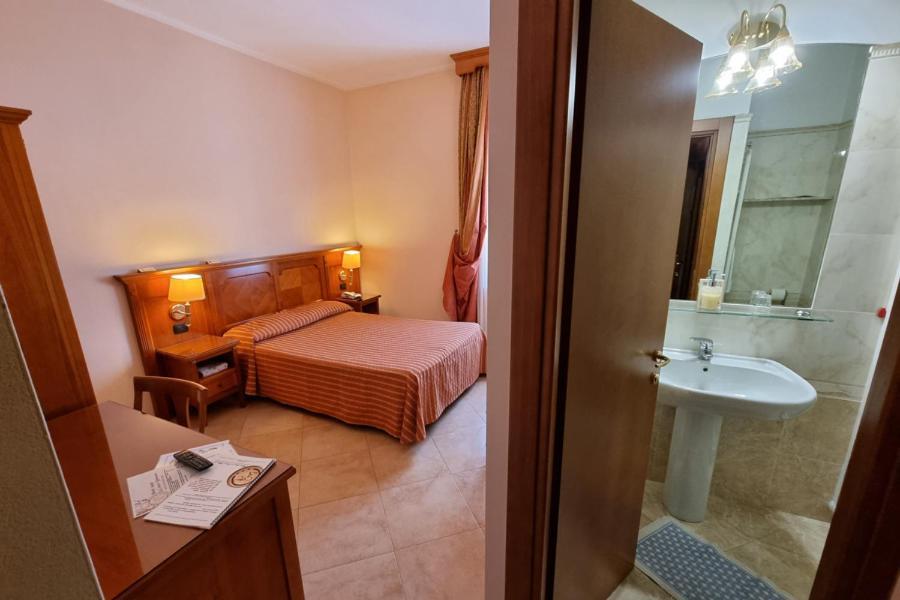 Hotel Acqui & Centro Benessere Acqui Terme Ngoại thất bức ảnh